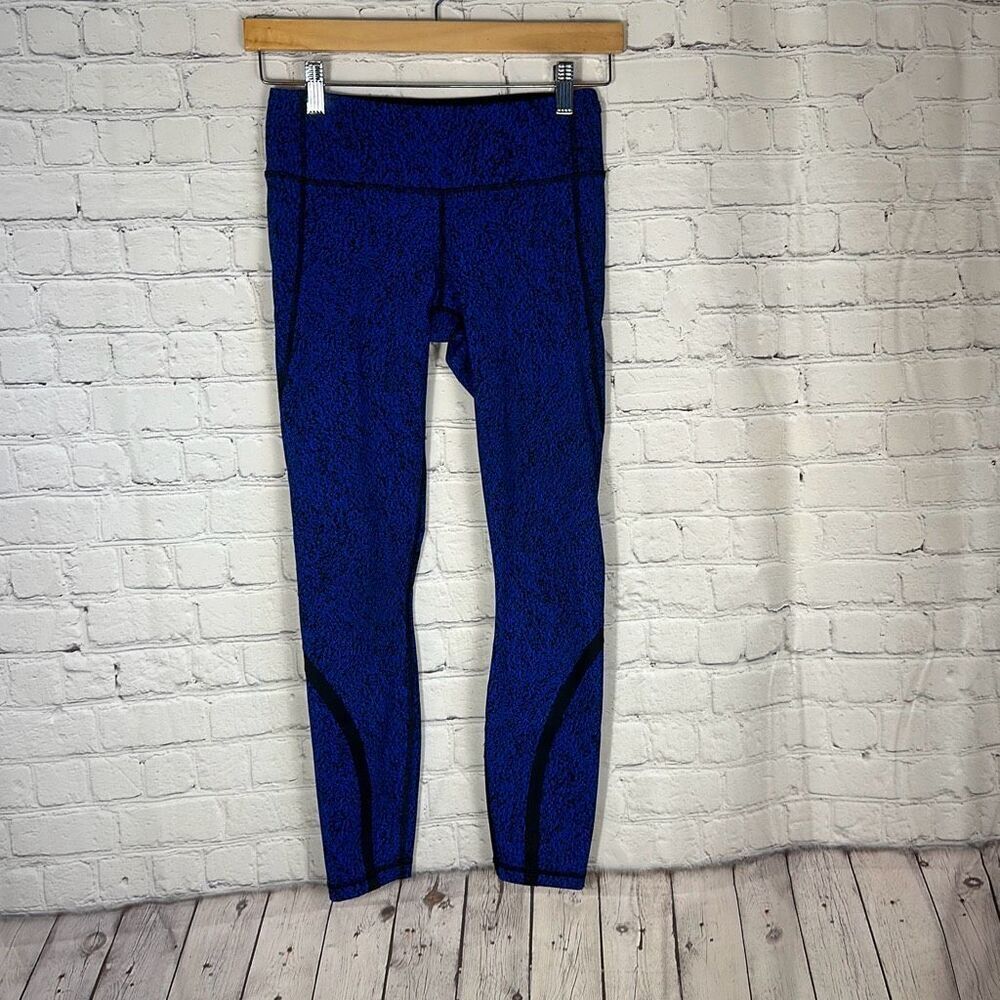 Lululemon Women's Size 4 Blue Black High Rise Cropped Leggings Style#‎ Z40416